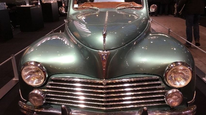 voitures anciennes historiques avant 1960 et vintages