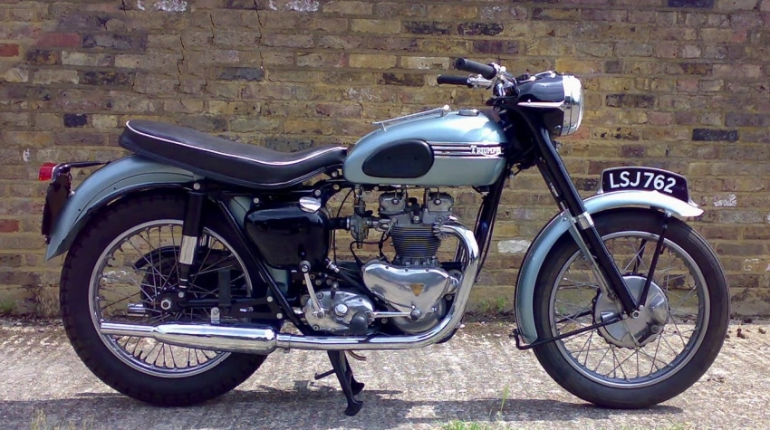 Être en règle pour rouler en moto de collection
