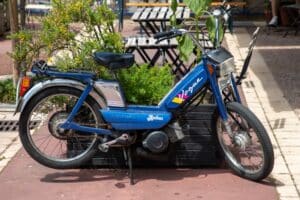 Comment dater un cyclomoteur de collection ancien ?